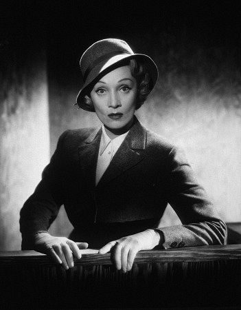 witness-for-the-prosecution-18203